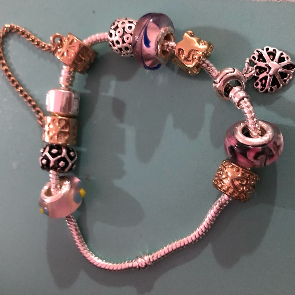 Charm bracelet